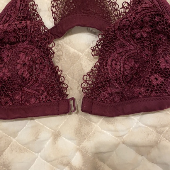 VS Bralette - Picture 3 of 3